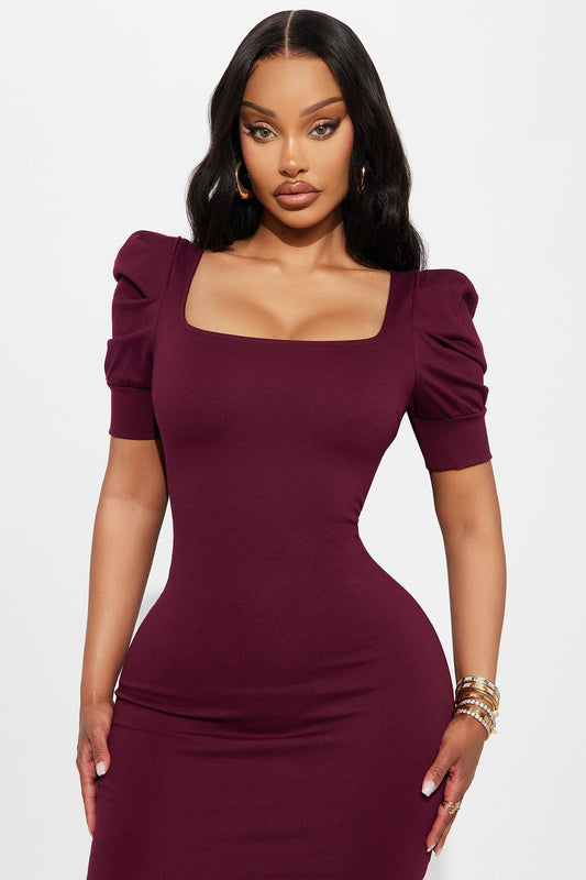 Olivia Short Sleeve Mermaid Midi Dress - Wine